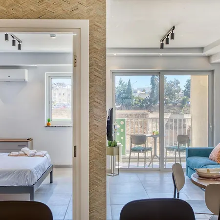 Lägenhet 1 Bedroom St Julians Sleeps 4